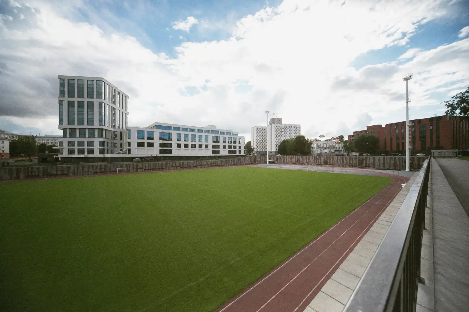 Cesped artificial para instalaciones deportivas